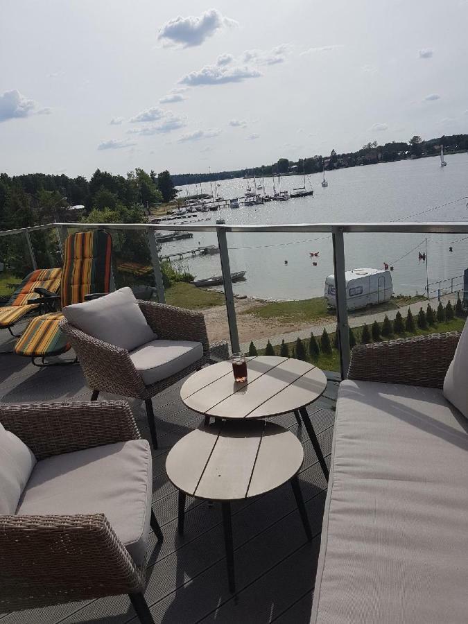 Апартаменти Apartament Z Widokiem Na Jezioro Ридзево Екстер'єр фото